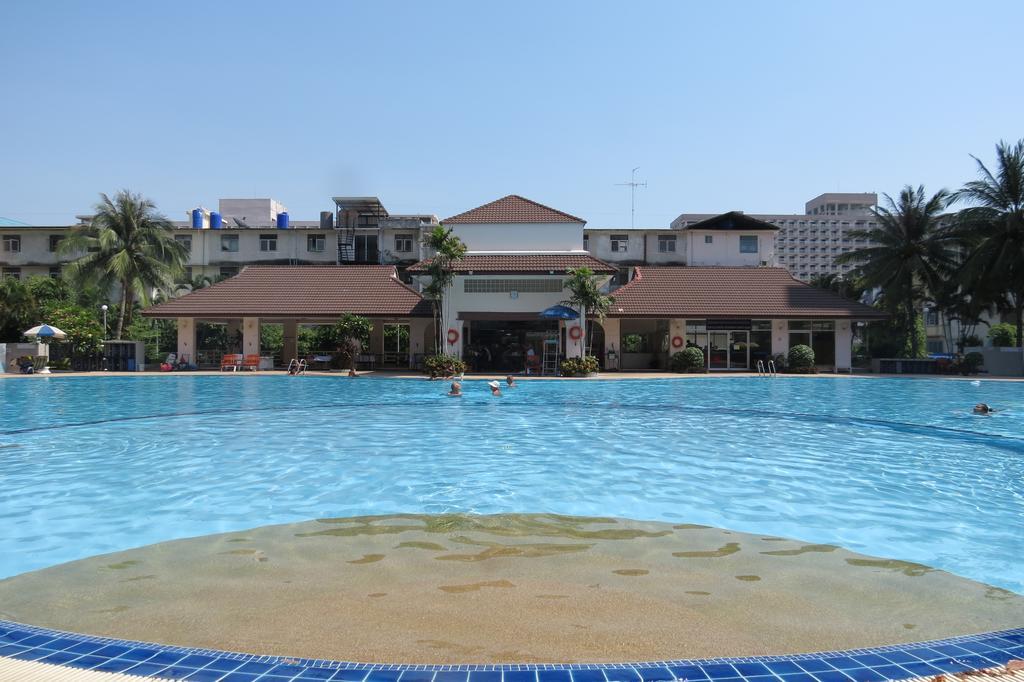 View Talay 1B Holidays Pattaya Exterior photo